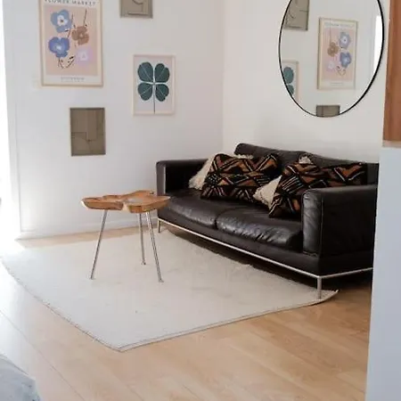 L Cosy Centre De Daire