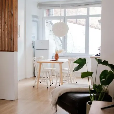 L Cosy Centre De